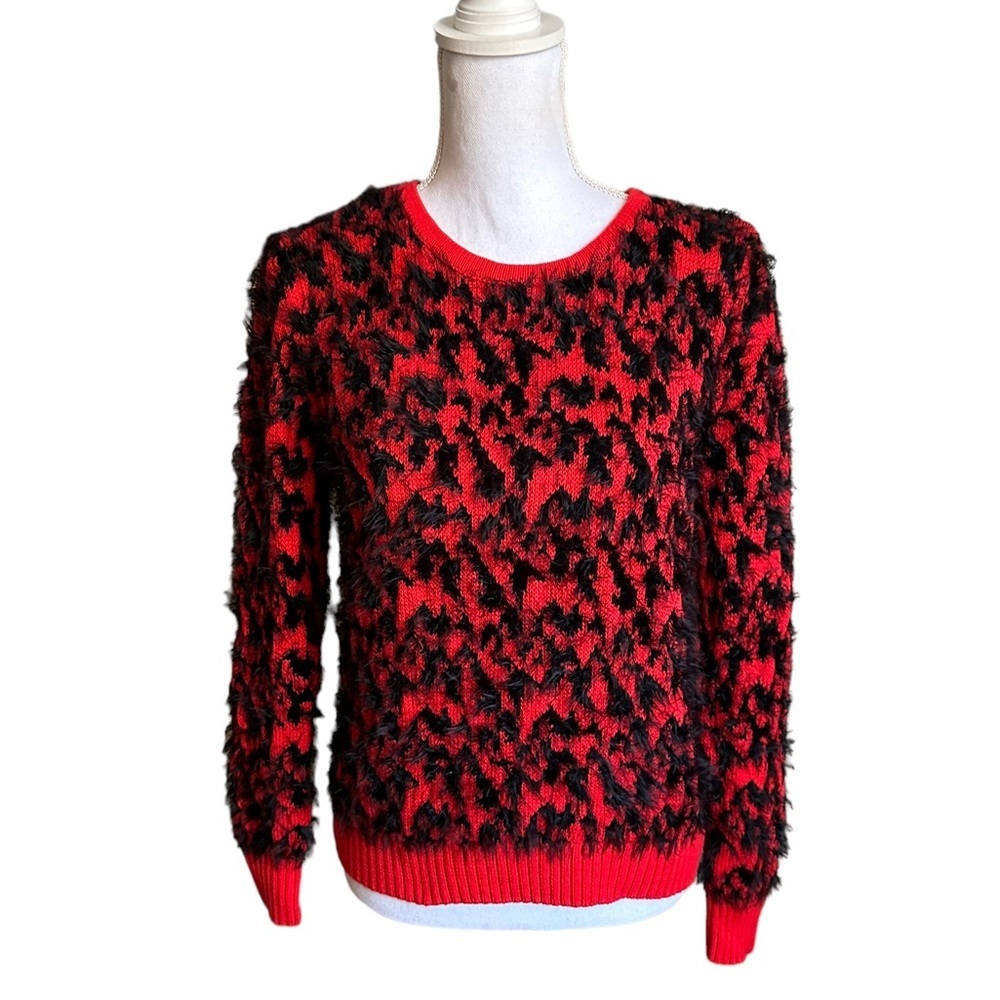 Two by Vince Camuto Red & Black Animal Print Eyelash Sweater PXS